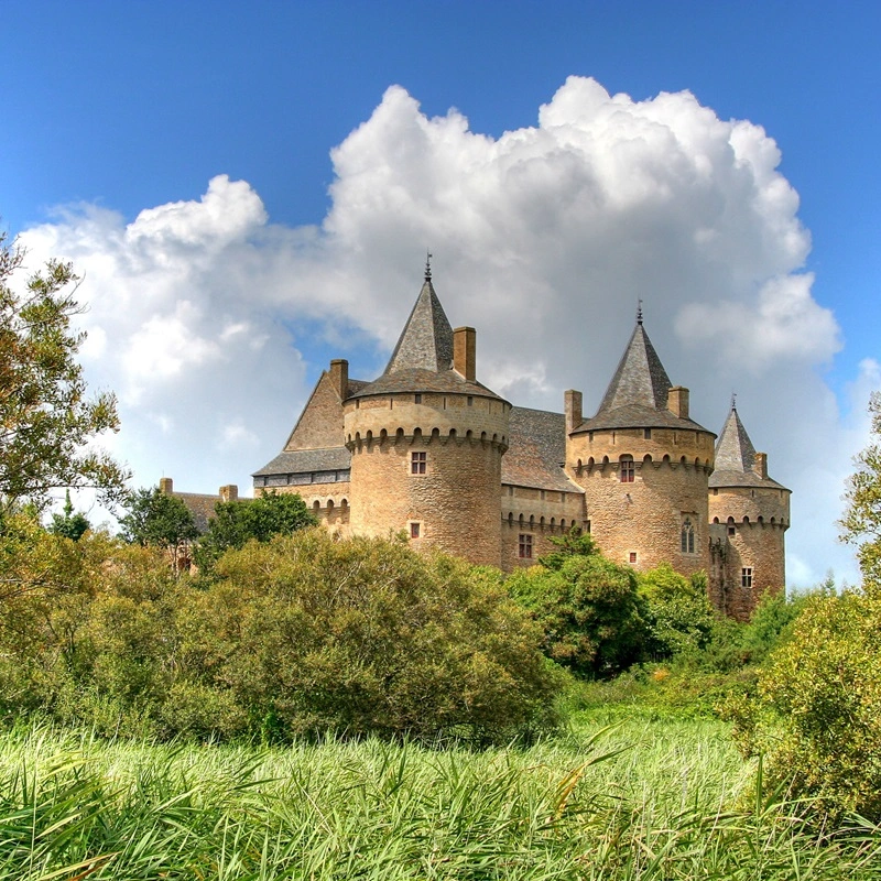 la bretagne à moto : chateau de suscino